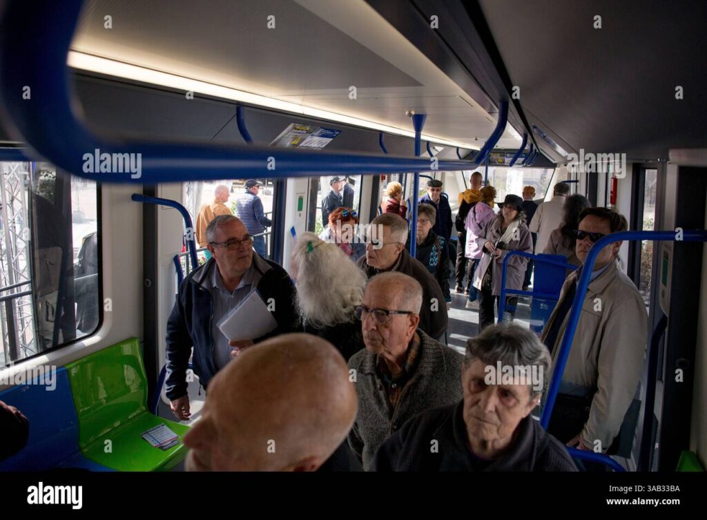 Commuters aboard Madrid’s new Line 6 metro, marking a key transport upgrade for the capital and its suburbs.